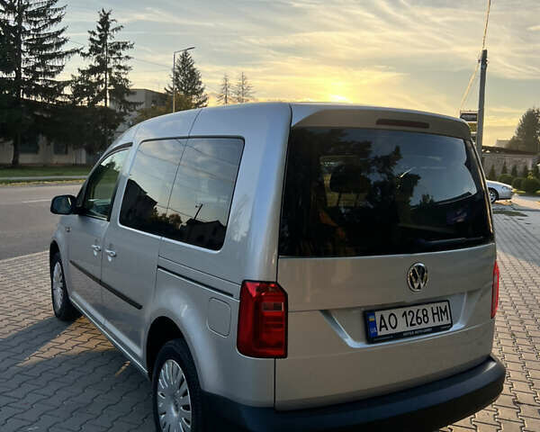 Фольксваген Кадди, объемом двигателя 1.97 л и пробегом 211 тыс. км за 15500 $, фото 6 на Automoto.ua