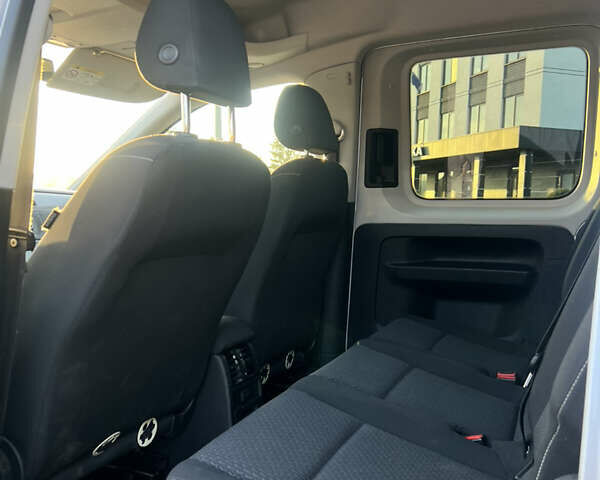 Фольксваген Кадди, объемом двигателя 1.97 л и пробегом 211 тыс. км за 15500 $, фото 7 на Automoto.ua