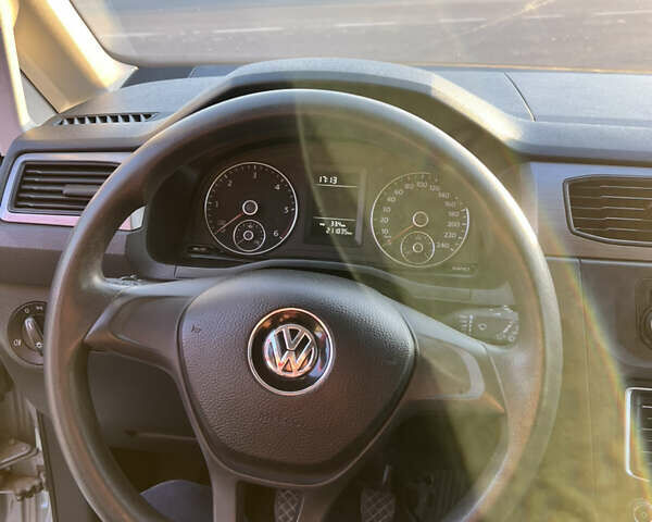Фольксваген Кадди, объемом двигателя 1.97 л и пробегом 211 тыс. км за 15500 $, фото 10 на Automoto.ua