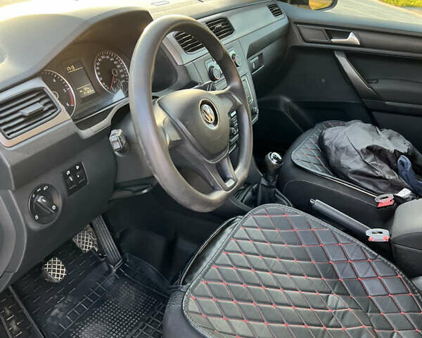 Фольксваген Кадди, объемом двигателя 1.97 л и пробегом 211 тыс. км за 15500 $, фото 9 на Automoto.ua