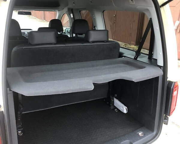 Фольксваген Кадди, объемом двигателя 2 л и пробегом 236 тыс. км за 14600 $, фото 30 на Automoto.ua