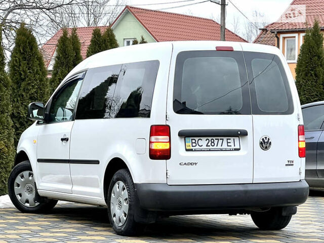 Білий Фольксваген Caddy пасс., об'ємом двигуна 1.6 л та пробігом 180 тис. км за 7895 $, фото 10 на Automoto.ua