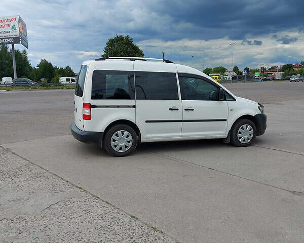 Білий Фольксваген Caddy пасс., об'ємом двигуна 1.6 л та пробігом 285 тис. км за 8700 $, фото 3 на Automoto.ua