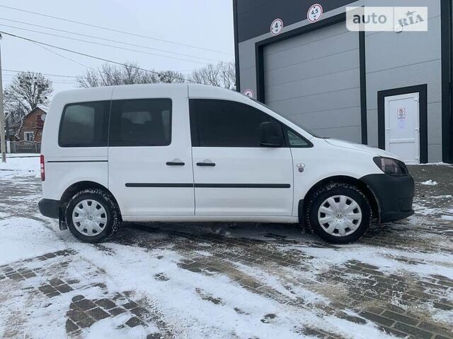 Білий Фольксваген Caddy пасс., об'ємом двигуна 1.2 л та пробігом 180 тис. км за 6900 $, фото 4 на Automoto.ua