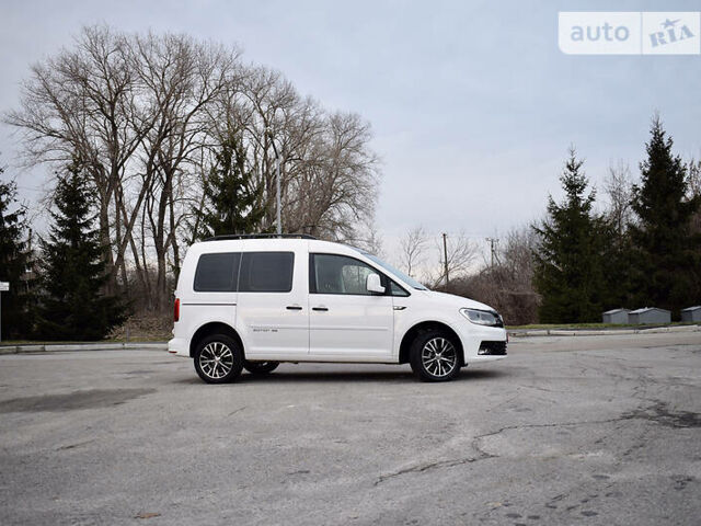 Білий Фольксваген Caddy пасс., об'ємом двигуна 2 л та пробігом 213 тис. км за 17200 $, фото 61 на Automoto.ua