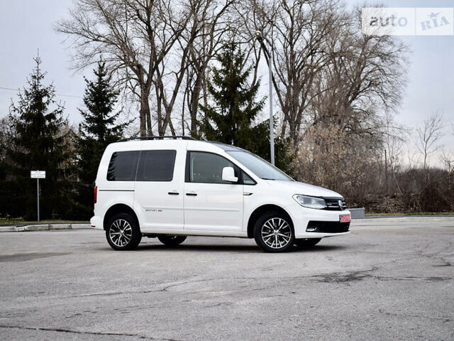 Білий Фольксваген Caddy пасс., об'ємом двигуна 2 л та пробігом 213 тис. км за 17200 $, фото 55 на Automoto.ua