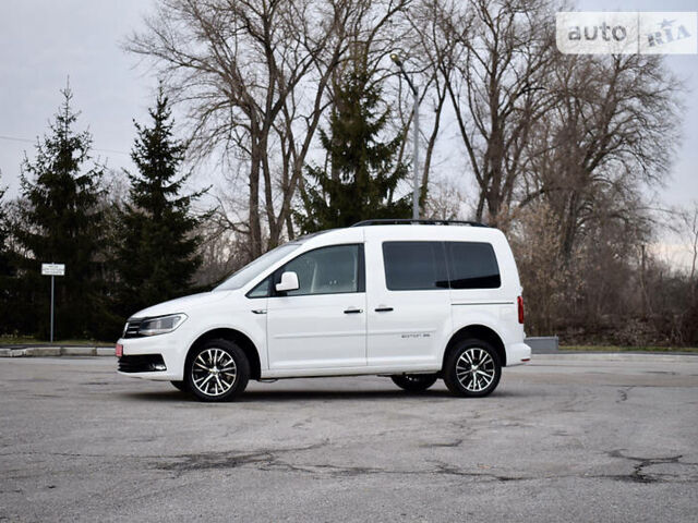 Білий Фольксваген Caddy пасс., об'ємом двигуна 2 л та пробігом 213 тис. км за 17200 $, фото 73 на Automoto.ua