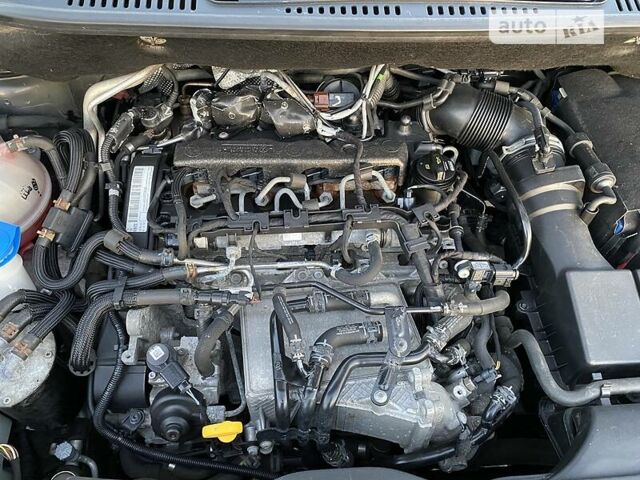 Чорний Фольксваген Caddy пасс., об'ємом двигуна 2 л та пробігом 186 тис. км за 16500 $, фото 30 на Automoto.ua