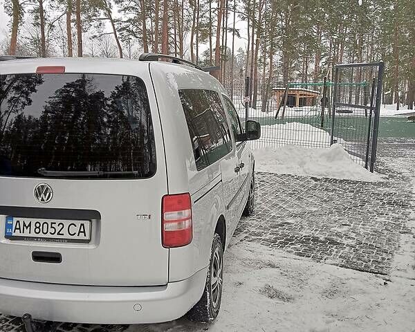 Сірий Фольксваген Caddy пасс., об'ємом двигуна 1.6 л та пробігом 212 тис. км за 9099 $, фото 5 на Automoto.ua