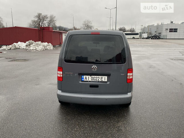 Сірий Фольксваген Caddy пасс., об'ємом двигуна 1.6 л та пробігом 175 тис. км за 11200 $, фото 5 на Automoto.ua