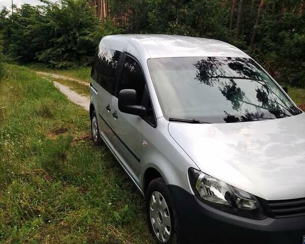 Сірий Фольксваген Caddy пасс., об'ємом двигуна 0 л та пробігом 170 тис. км за 10700 $, фото 12 на Automoto.ua