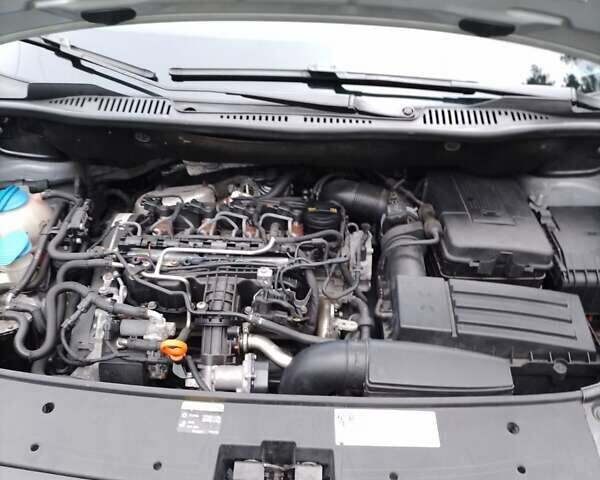 Сірий Фольксваген Caddy пасс., об'ємом двигуна 0 л та пробігом 170 тис. км за 10700 $, фото 6 на Automoto.ua