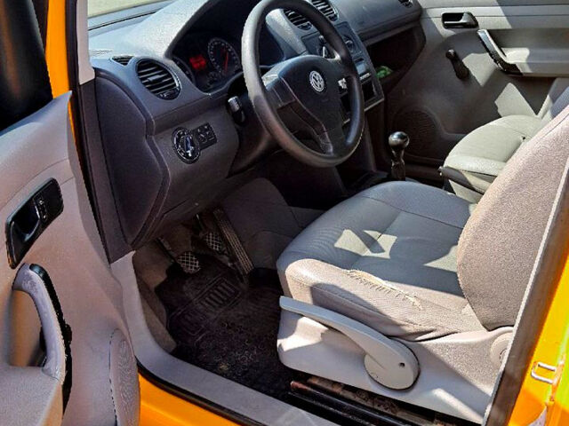 Жовтий Фольксваген Кадді, об'ємом двигуна 2 л та пробігом 360 тис. км за 3500 $, фото 9 на Automoto.ua