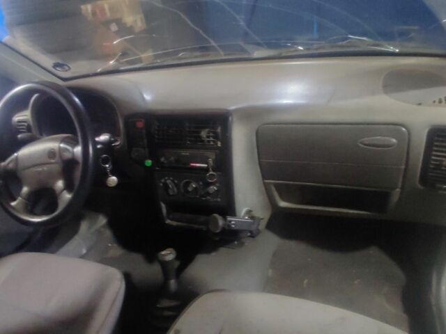 Жовтий Фольксваген Кадді, об'ємом двигуна 1.9 л та пробігом 140 тис. км за 2550 $, фото 5 на Automoto.ua