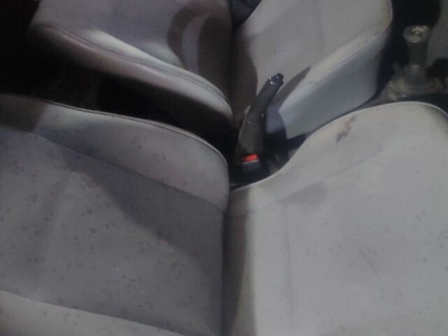 Жовтий Фольксваген Кадді, об'ємом двигуна 1.9 л та пробігом 140 тис. км за 2550 $, фото 4 на Automoto.ua