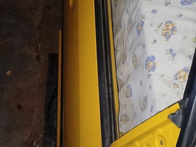 Желтый Фольксваген Кадди, объемом двигателя 0 л и пробегом 2 тыс. км за 95 $, фото 4 на Automoto.ua