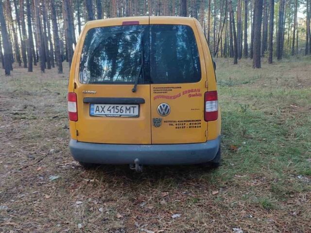 Желтый Фольксваген Кадди, объемом двигателя 2 л и пробегом 315 тыс. км за 4000 $, фото 5 на Automoto.ua