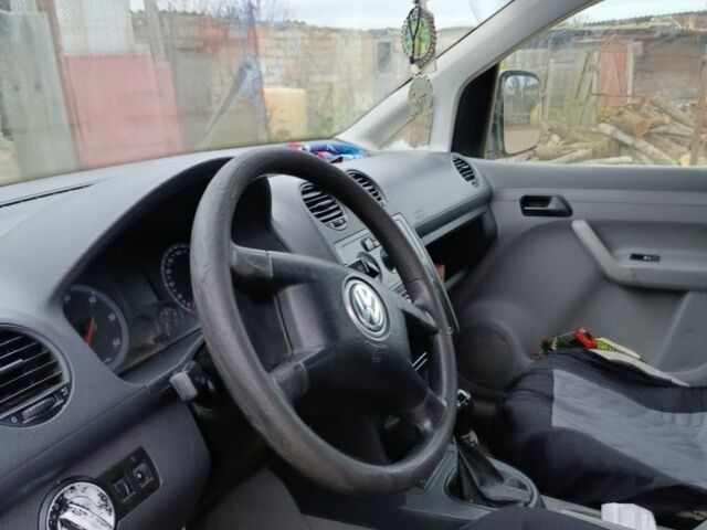 Желтый Фольксваген Кадди, объемом двигателя 2 л и пробегом 308 тыс. км за 3500 $, фото 7 на Automoto.ua