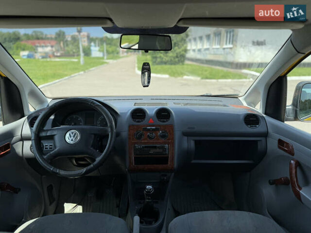 Желтый Фольксваген Кадди, объемом двигателя 1.9 л и пробегом 340 тыс. км за 4700 $, фото 45 на Automoto.ua