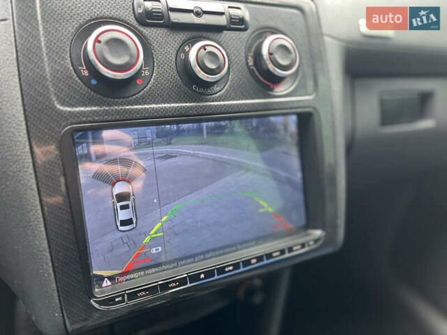 Желтый Фольксваген Кадди, объемом двигателя 2 л и пробегом 327 тыс. км за 6999 $, фото 10 на Automoto.ua