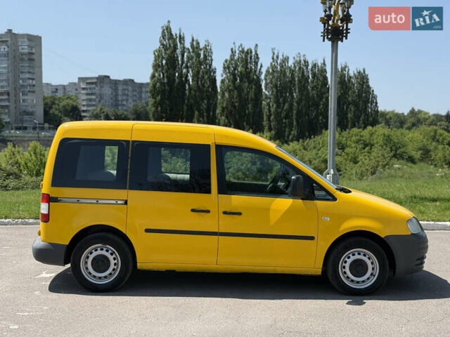 Желтый Фольксваген Кадди, объемом двигателя 1.9 л и пробегом 340 тыс. км за 4700 $, фото 22 на Automoto.ua