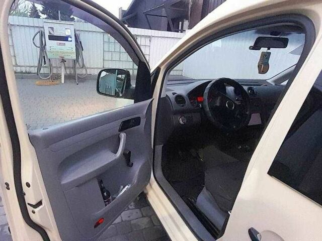 Фольксваген Кадди 2005 в Черкассах на Automoto.ua Желтый Фольксваген Кадди, объемом двигателя 1.9 л и пробегом 350 тыс. км за 5600 $, фото 6 на Automoto.ua
