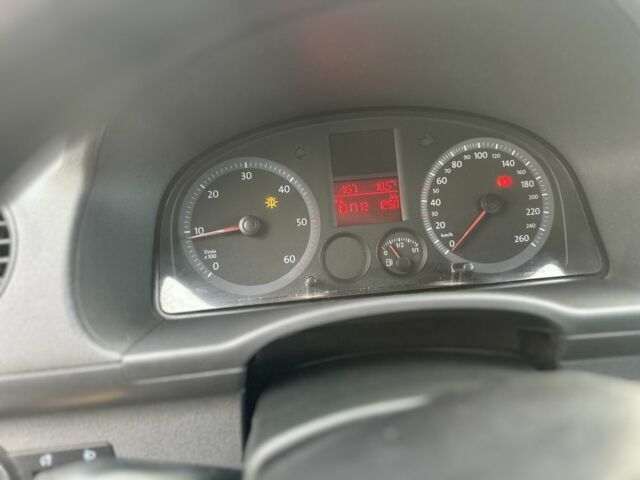 Желтый Фольксваген Кадди, объемом двигателя 2 л и пробегом 200 тыс. км за 3890 $, фото 17 на Automoto.ua