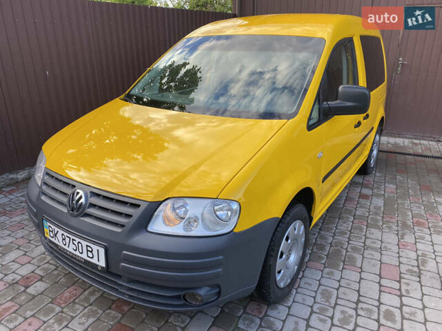 Желтый Фольксваген Кадди, объемом двигателя 1.97 л и пробегом 192 тыс. км за 5700 $, фото 17 на Automoto.ua