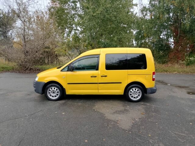 Желтый Фольксваген Кадди, объемом двигателя 2 л и пробегом 295 тыс. км за 4900 $, фото 21 на Automoto.ua