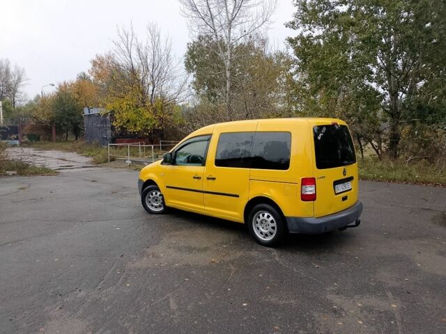 Желтый Фольксваген Кадди, объемом двигателя 2 л и пробегом 295 тыс. км за 4900 $, фото 4 на Automoto.ua