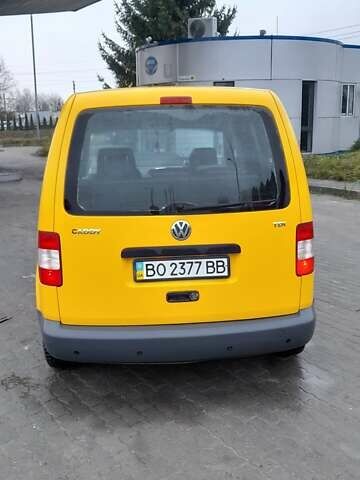 Жовтий Фольксваген Кадді, об'ємом двигуна 1.9 л та пробігом 205 тис. км за 5500 $, фото 1 на Automoto.ua