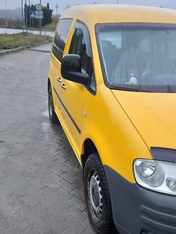 Жовтий Фольксваген Кадді, об'ємом двигуна 1.9 л та пробігом 205 тис. км за 5500 $, фото 4 на Automoto.ua