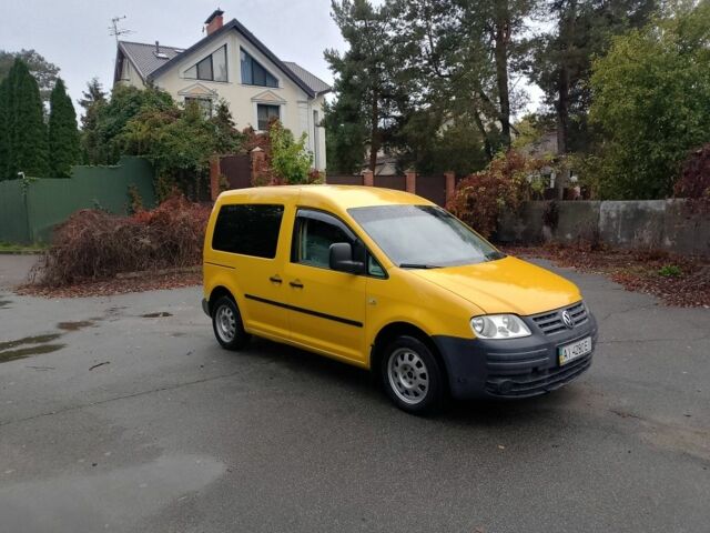 Желтый Фольксваген Кадди, объемом двигателя 2 л и пробегом 295 тыс. км за 4900 $, фото 23 на Automoto.ua