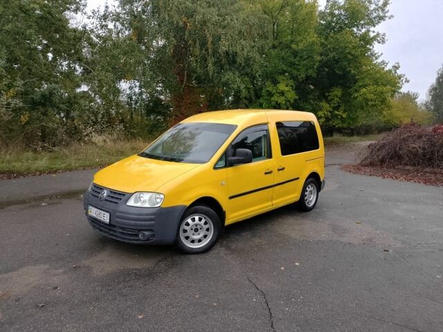Желтый Фольксваген Кадди, объемом двигателя 2 л и пробегом 295 тыс. км за 4900 $, фото 7 на Automoto.ua