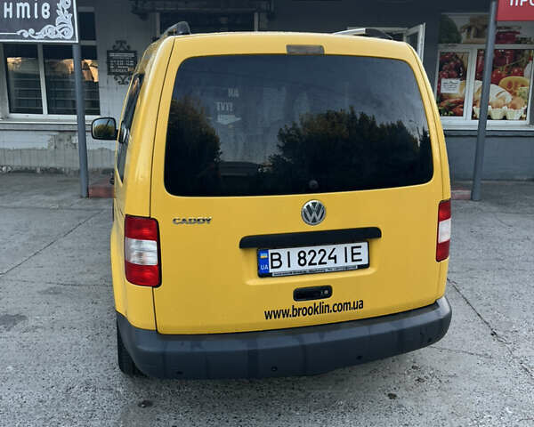 Жовтий Фольксваген Кадді, об'ємом двигуна 2 л та пробігом 213 тис. км за 5400 $, фото 4 на Automoto.ua