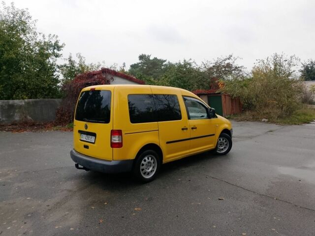 Желтый Фольксваген Кадди, объемом двигателя 2 л и пробегом 295 тыс. км за 4900 $, фото 6 на Automoto.ua