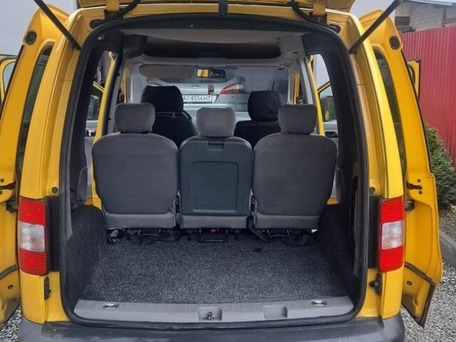 Желтый Фольксваген Кадди, объемом двигателя 2 л и пробегом 250 тыс. км за 5500 $, фото 6 на Automoto.ua