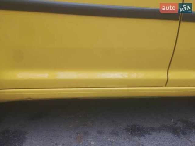 Желтый Фольксваген Кадди, объемом двигателя 2 л и пробегом 191 тыс. км за 7500 $, фото 18 на Automoto.ua