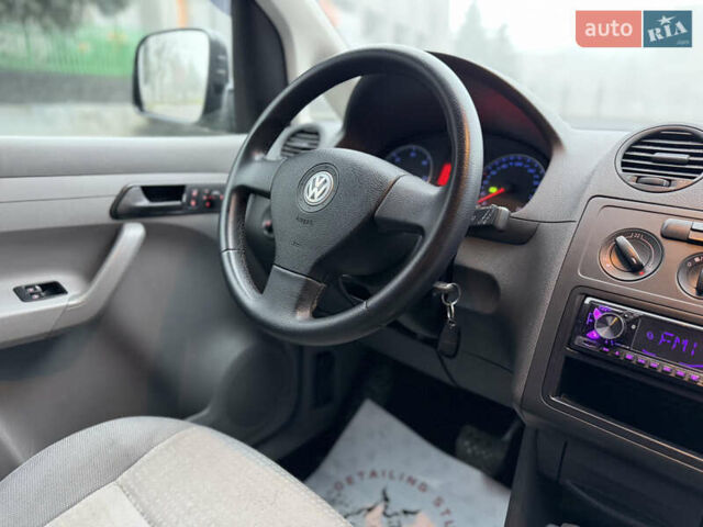 Жовтий Фольксваген Кадді, об'ємом двигуна 1.9 л та пробігом 295 тис. км за 5800 $, фото 62 на Automoto.ua