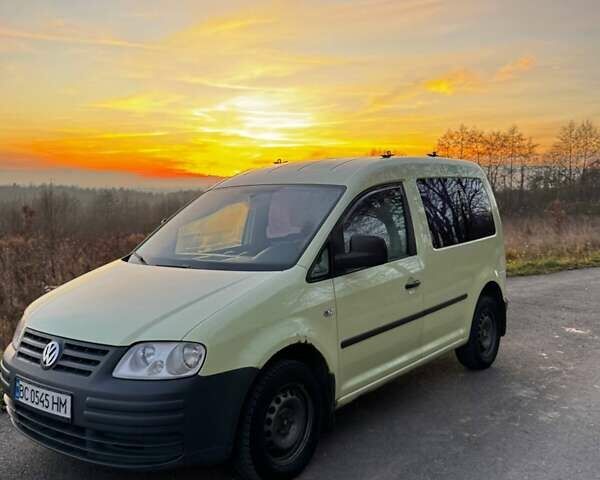 Желтый Фольксваген Кадди, объемом двигателя 1.9 л и пробегом 293 тыс. км за 6500 $, фото 19 на Automoto.ua