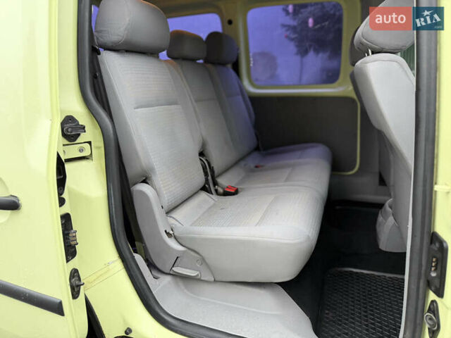 Жовтий Фольксваген Кадді, об'ємом двигуна 1.9 л та пробігом 295 тис. км за 5800 $, фото 50 на Automoto.ua