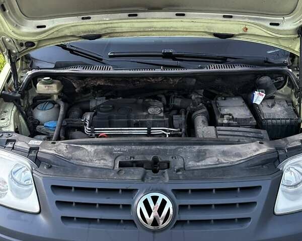 Желтый Фольксваген Кадди, объемом двигателя 1.9 л и пробегом 293 тыс. км за 6500 $, фото 2 на Automoto.ua