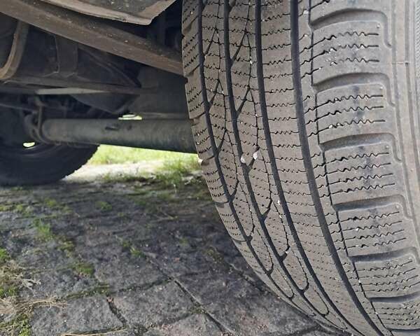 Жовтий Фольксваген Кадді, об'ємом двигуна 1.98 л та пробігом 325 тис. км за 10500 $, фото 7 на Automoto.ua