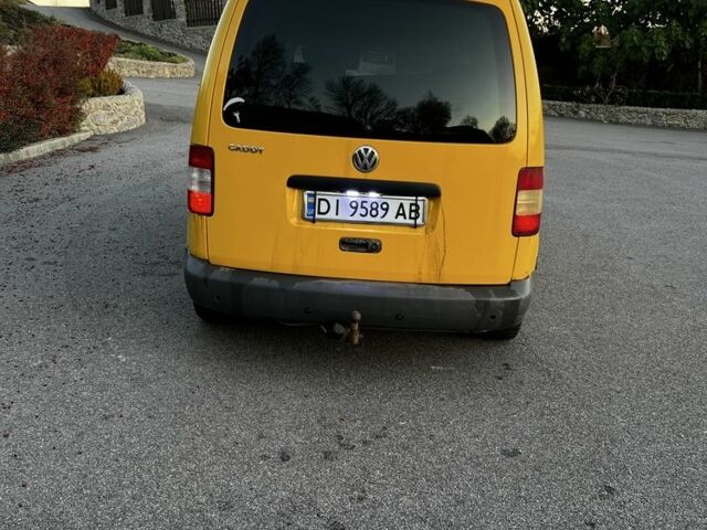Жовтий Фольксваген Кадді, об'ємом двигуна 2 л та пробігом 430 тис. км за 3300 $, фото 5 на Automoto.ua