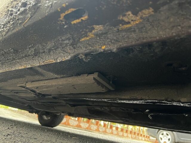 Жовтий Фольксваген Кадді, об'ємом двигуна 2 л та пробігом 430 тис. км за 3300 $, фото 12 на Automoto.ua