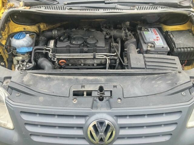 Желтый Фольксваген Кадди, объемом двигателя 1.9 л и пробегом 334 тыс. км за 5000 $, фото 16 на Automoto.ua