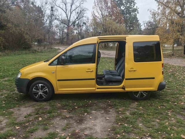 Желтый Фольксваген Кадди, объемом двигателя 1.9 л и пробегом 334 тыс. км за 5000 $, фото 10 на Automoto.ua