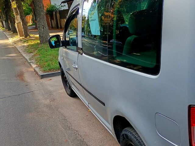 Фольксваген Кадди 2004 в Житомире на Automoto.ua Серый Фольксваген Кадди, объемом двигателя 1.4 л и пробегом 296 тыс. км за 3700 $, фото 4 на Automoto.ua