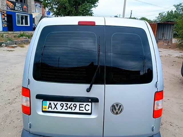 Сірий Фольксваген Кадді, об'ємом двигуна 1.6 л та пробігом 240 тис. км за 5000 $, фото 1 на Automoto.ua