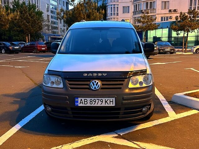 Сірий Фольксваген Кадді, об'ємом двигуна 1.9 л та пробігом 311 тис. км за 6650 $, фото 2 на Automoto.ua